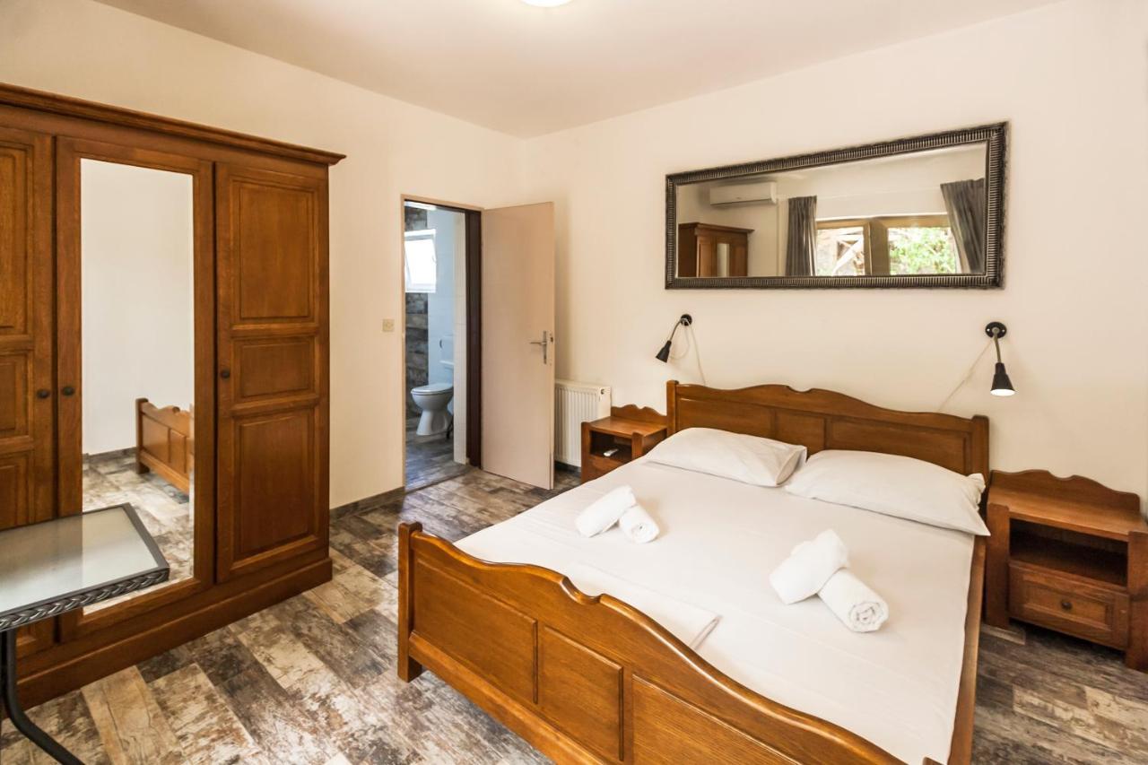 Apartments & Rooms Strcic Petra Krk Town Εξωτερικό φωτογραφία