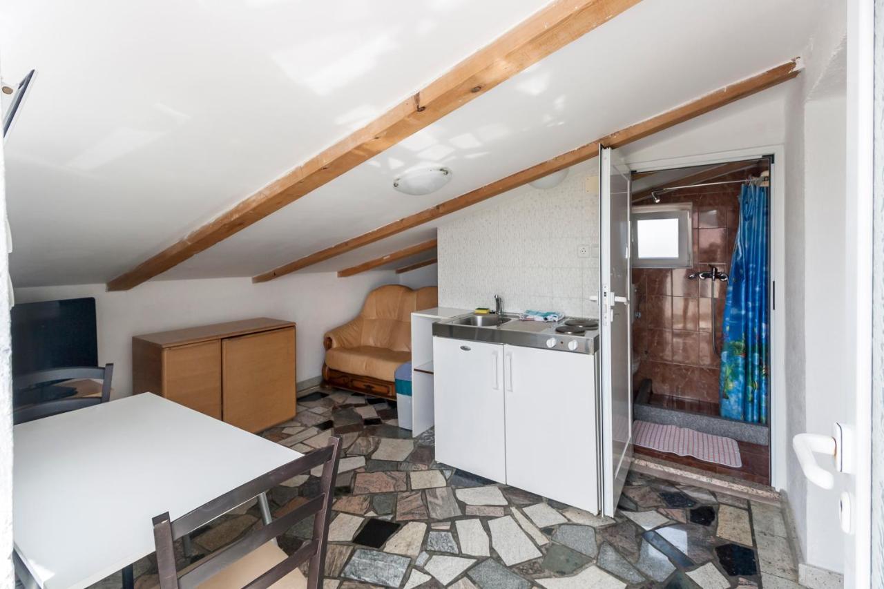 Apartments & Rooms Strcic Petra Krk Town Εξωτερικό φωτογραφία