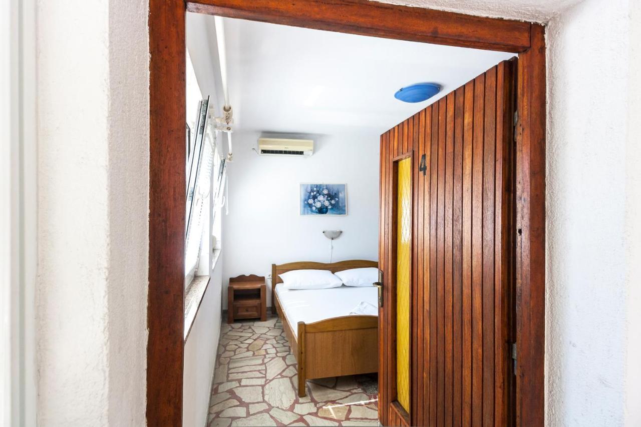 Apartments & Rooms Strcic Petra Krk Town Εξωτερικό φωτογραφία
