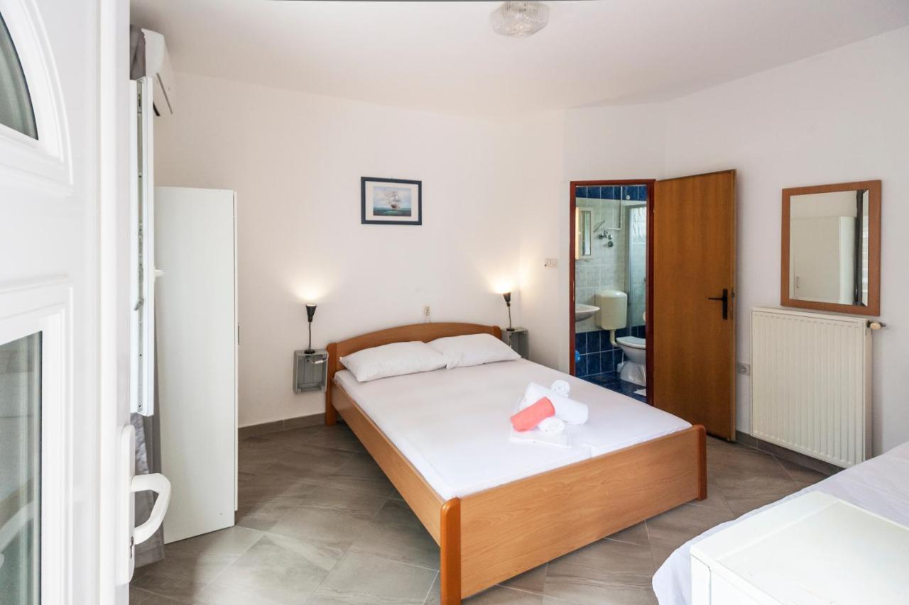 Apartments & Rooms Strcic Petra Krk Town Εξωτερικό φωτογραφία