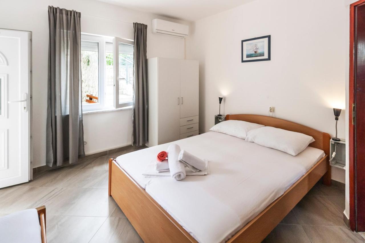 Apartments & Rooms Strcic Petra Krk Town Εξωτερικό φωτογραφία