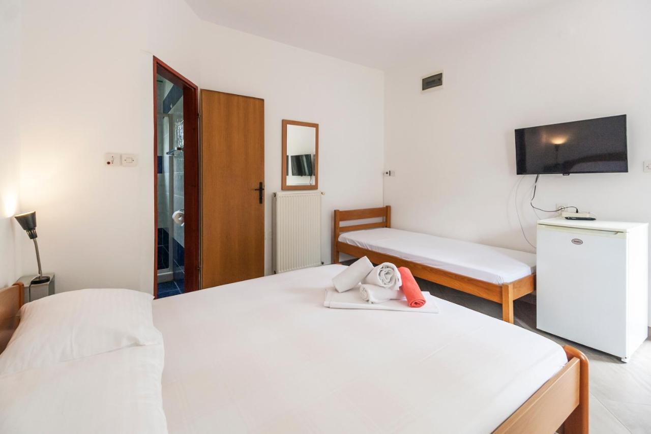 Apartments & Rooms Strcic Petra Krk Town Εξωτερικό φωτογραφία