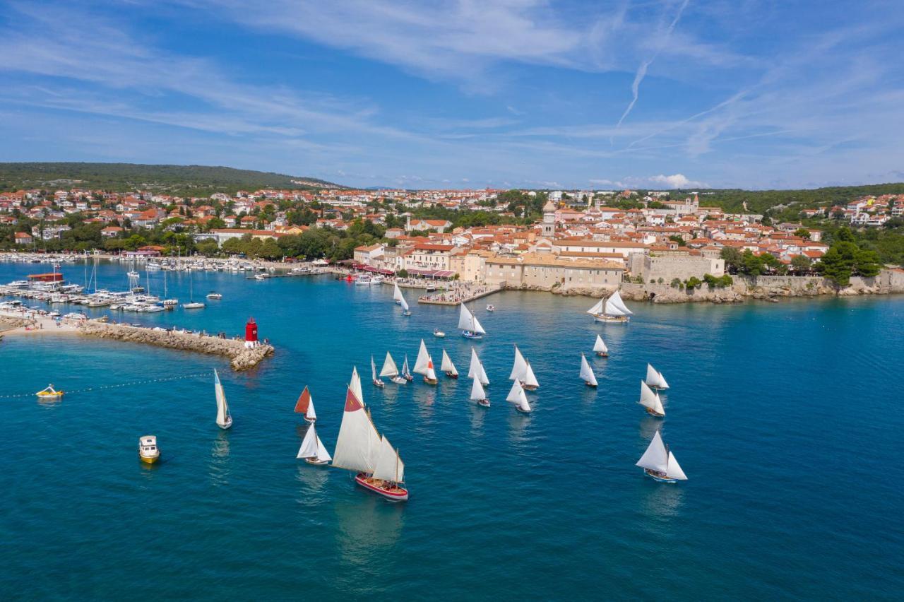 Apartments & Rooms Strcic Petra Krk Town Εξωτερικό φωτογραφία