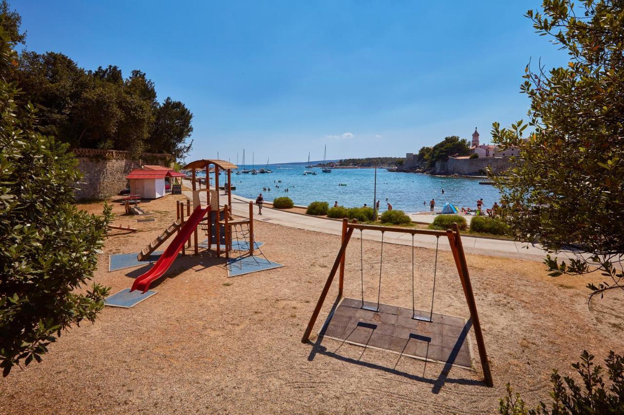 Apartments & Rooms Strcic Petra Krk Town Εξωτερικό φωτογραφία