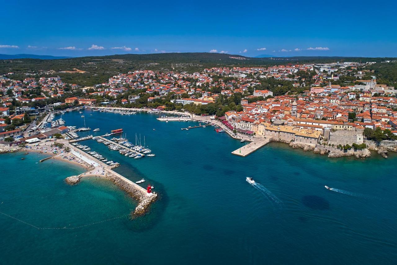 Apartments & Rooms Strcic Petra Krk Town Εξωτερικό φωτογραφία